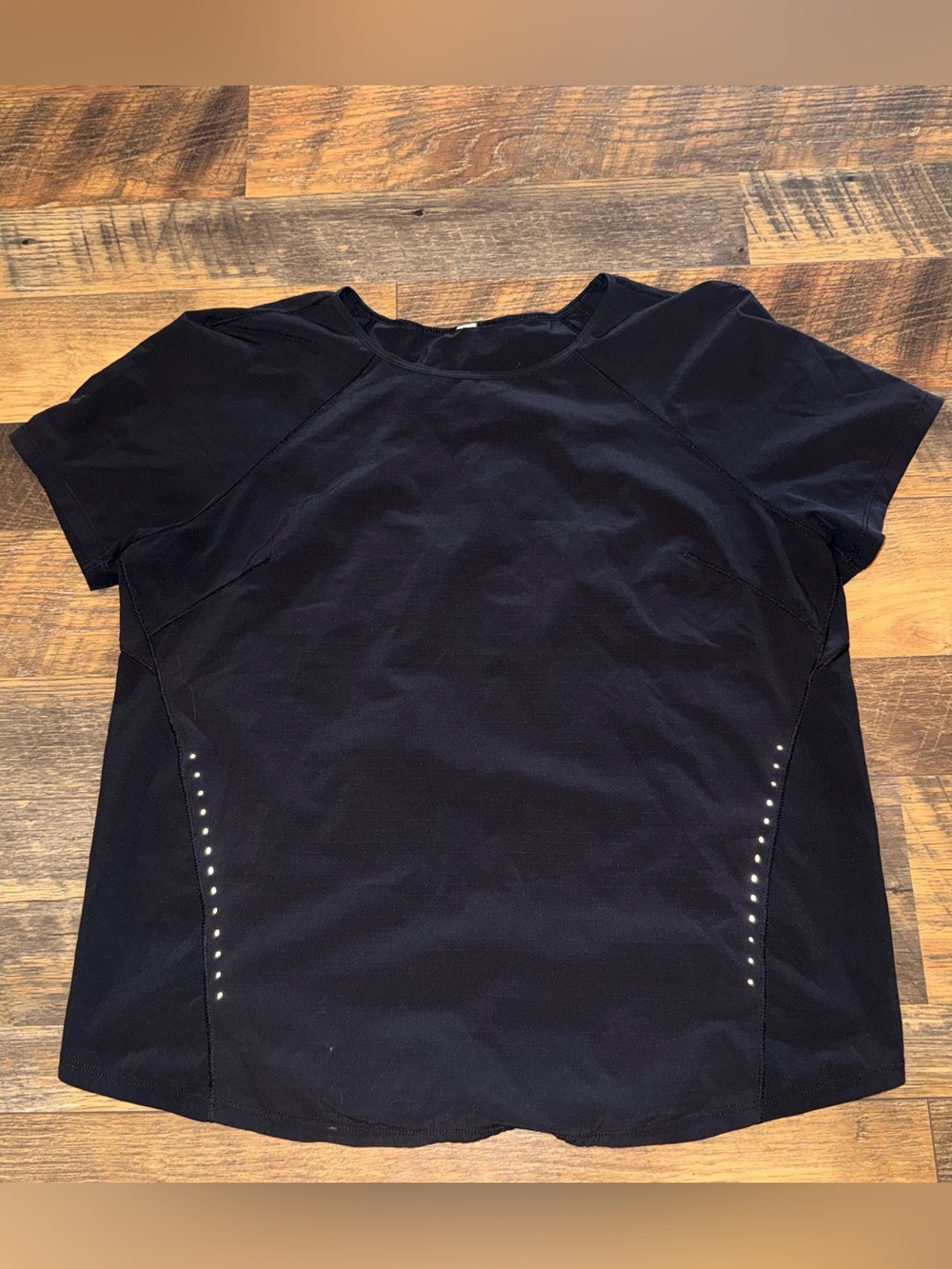 lululemon athletica Black Short-Sleeve Performance Tee